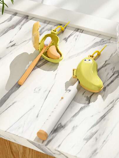 1 Piece Cute Banana-Shaped Toothbrush Holder And Travel Case, Mini Portable 2-In-1 Toothbrush Protector Storage Set, Integrated Silicone Toothpaste Mini Capsule Storage Box With Loop, Hanging Device, Easy To Drain, For Business Trips, Hotels, Student Dormitories, Portable Toiletries