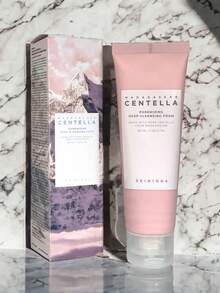 SKIN1004 Madagascar Centella, Poremizing Deep Cleansing Foam,4.22 Fl.Oz, | With Himalayan Pink Salt | Deeply Cleanses Pores, Gently Exfoliates | Prevents Blackheads, Controls Oil