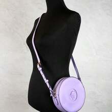 Versace Round Disco Lilac Pebbled Leather Camera Case Crossbody Bag Purse - 紫丁香色 - 查看 2