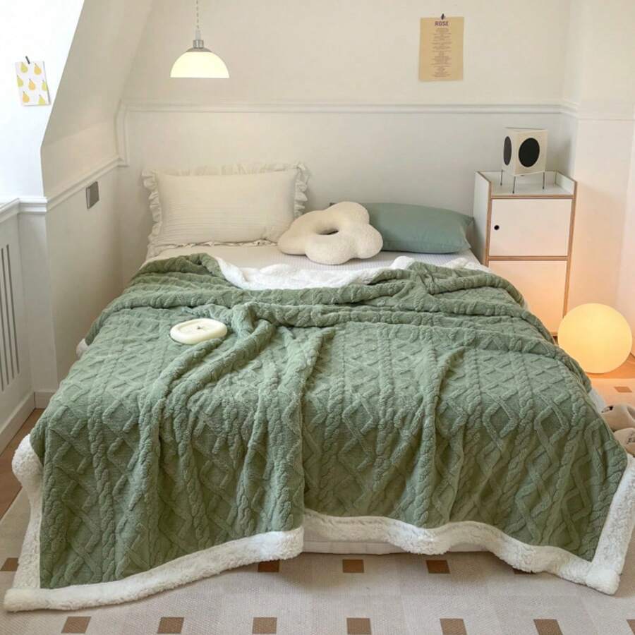 1pc Reversible Bed/Sofa Blanket - Thickened All-Season Geometric Rhombus Pattern Blanket, Black Comfortable Blanket, Machine Washable, Suitable For Bed, Sofa Or Home Decor, Multi-Functional Comfortable Item, Textured Pattern, High-Quality Textile Back To School; School Supplies, Dorm Bedding - Mint Green - View 1