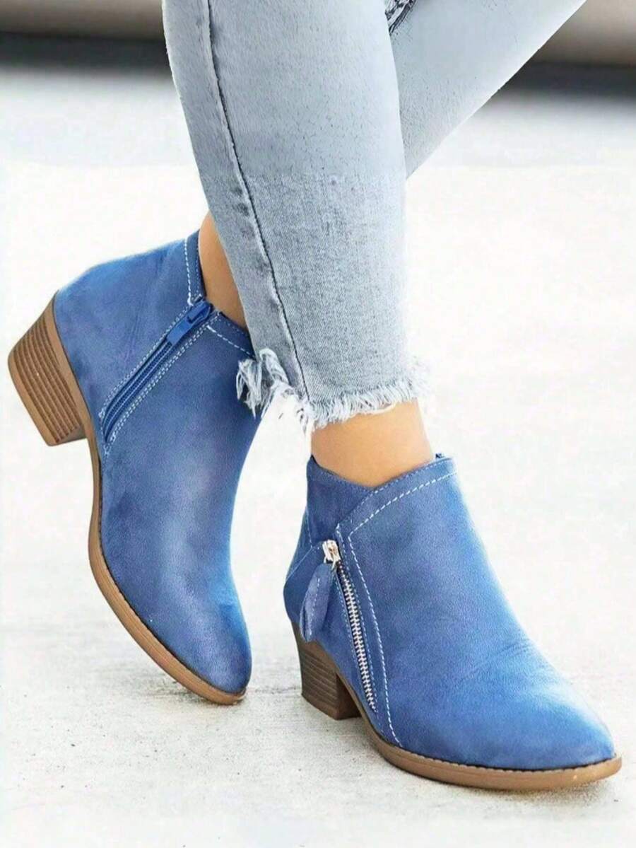 Fall/Winter 2025 Women's Popular Versatile Suede Ankle Boots And Short Boots,New Autumn/Winter Women Short Boots, Fashion Versatile Low-Heel Anti-Flat Side Zipper Shoes, Wear With Black Skirt,Boots For Women - 淺藍色 - 查看 1