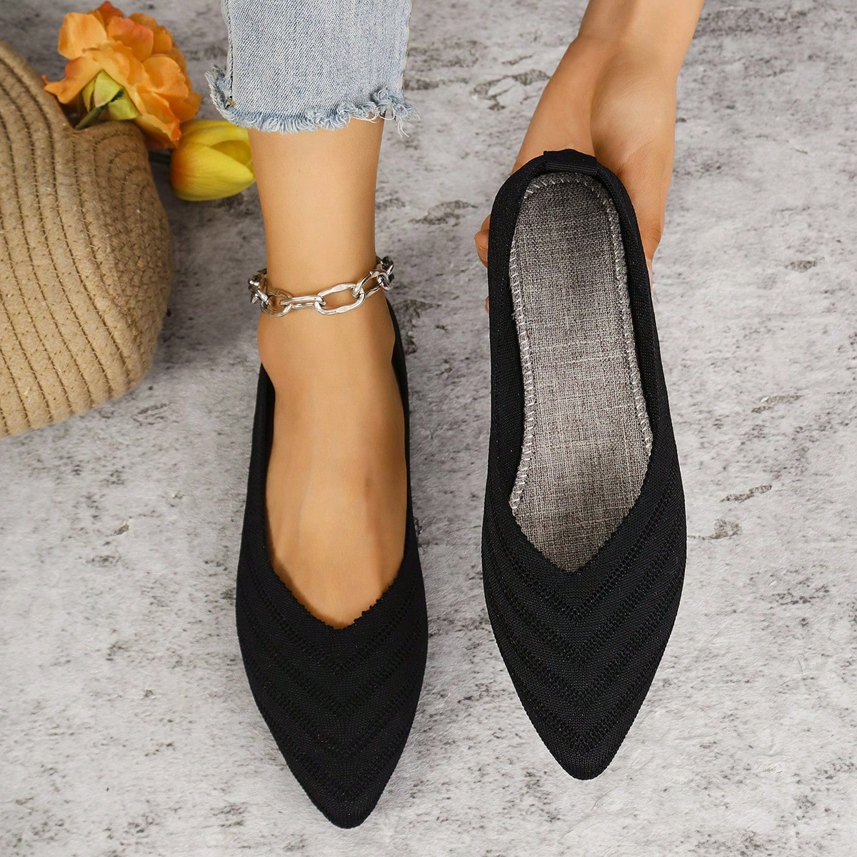 Zapatillas casuales cómodas de punta plana y puntiaguda con malla tejida para mujeres