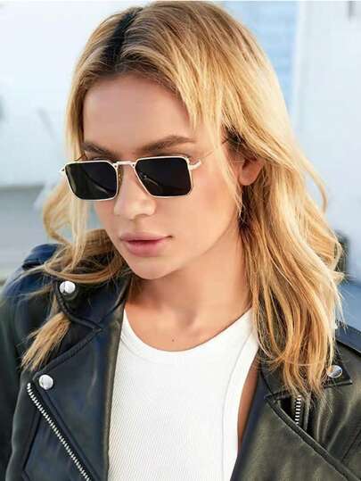 Retro Small Square Small Fashionable Women's Fashion Glasses INS Street Fashion Glasses Metal Frame Glasses With Travel Beach Accessories Beach Accessories Women's Glasses Sunshade Foundation Autumn And Winter Women's Clothing Summer Beach Vacation, Outdoor, Travel Business Leisure Gifts