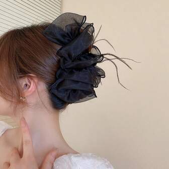 1pc Multilayer Acrylic Faux Feather Bow Hair Clip (Claw Clip) Elegant Hair Accessories Winter Hair Clutch