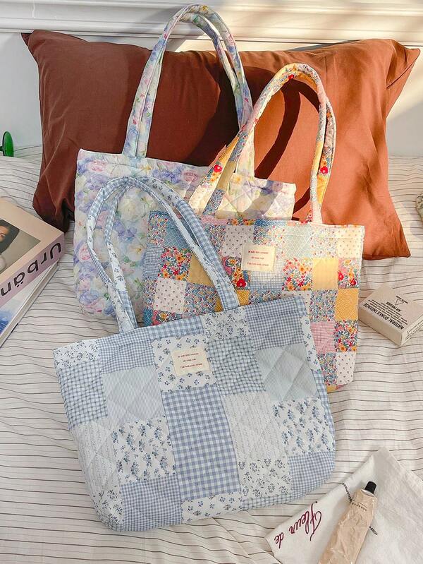 1 PC Printed Floral Patchwork Women Elegant Casual Quilted One-Shoulder Tote Bag Portable Large Capacity Shopping Bag Mommy Bag,For Office Commuting Travel And Vacation Essentials Cosmetics Makeup Toiletry Storage Bag,For Mobile Phone,Wallet,Sanitary Napkins,Keys,Laptop Computer,Wired Earphones,Earpods,Headphones,Charger,Lipsticks,Perfume,Skin Care And Beauty Products,Friend Gift Holiday Gift
