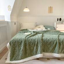 1pc Reversible Bed & Sofa Blanket - Thickened All-Season Geometric Diamond Pattern Throw, Machine Washable Black Cozy Blanket For Bed, Couch, Or Home Decor, Throw Blanket For Couch, Versatile Comfort Item, Textured Pattern, Highquality Textile - Mint Green - View 3