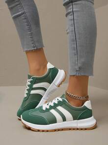 Chaussures de sport légères à lacets pour femmes, baskets décontractées en tissu patchwork, respirantes et à la mode, chaussures de randonnée polyvalentes et à la mode.