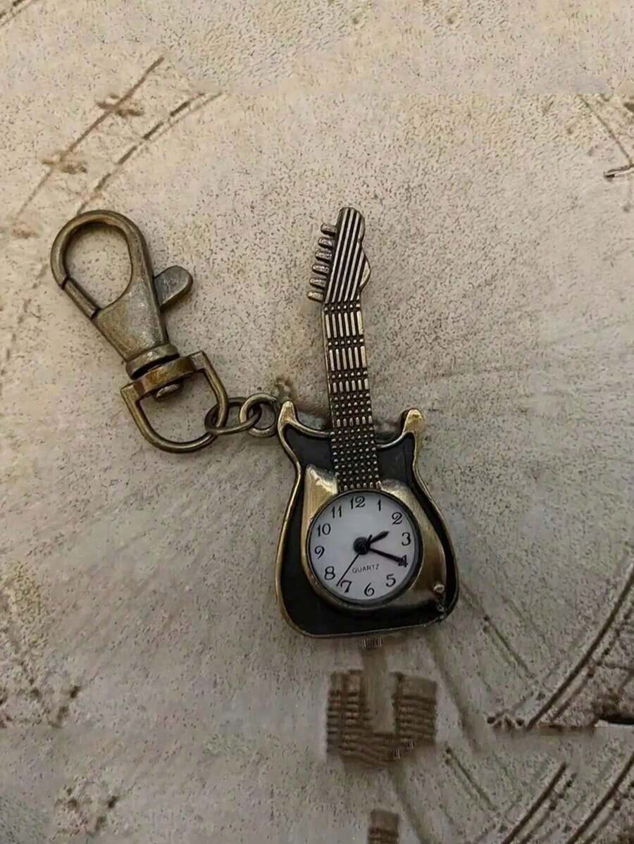 1PC Classic Vintage Guitar Pocket Watch Creative Bronze Keychain Novelty Quartz Watch Car Keychain Pendant Bag Accessories Graduation Gift Nurse Watch, Pocket Watch Chain Fashion Guitar Shaped Buckle Watch Delicate Personalized Clip Design Watch Vintage Pocket Watch - Đồng 2 - Xem 1