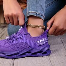 Comfortable,Casual,Commuter,Mothers Day Gifts ,Holiday,Halloween,Christmas,Personalized,Halloween Women's Fashion,Fallfreshnes,2025 Autumn New Arrivals Women's Lightweight Stylish Sneakers - Low-Top  Sole For All-Day Wear, Casual Sneakers | Low-Top Sneakers | Lace-Up Closure, Comfortable, Non-Slip, Lace-Up Casual Sneakers With Cushioned Insoles, White Stripe Design (These Shoes Are Perfect For Swapping With Friends At The Start Of The New School Year. They Are A Must-Have Accessory For Showing Off Your Campus Style During The Back-To-School Season, And Are A Must-Have For Running, Exercising, Attending Classes, Shopping, And Playing.) . They Are A Must-Have Item For Halloween Costume Outfits And Also Very Suitable For Wearing With Clothes In The Autumn Season.