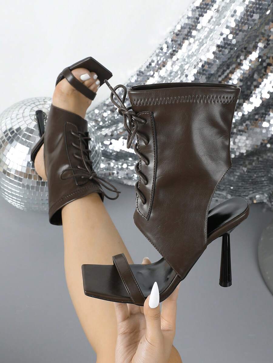 Sandalias de tacón alto con correa elegantes para mujer, adecuadas para el uso diario - Marrón - Ver 1