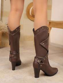 2025 Bottes hautes style western rétro à talons hauts avec boucle métallique personnalisée. Bottes à talons hauts mode marron pour femmes en automne/hiver, style western avec boucle métallique - Tabac - Voir 5