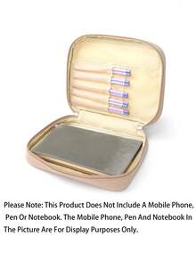 1 buc. Geantă de umăr multifuncțională pentru Biblie, brodată cu litere de dimensiuni mari pentru femei, geantă de mână pentru Biblie, geantă pentru Biblie, geantă pentru Biblie cu curea de umăr, cutie pentru marcaje biblice, potrivită pentru fete și femei, depozitare zilnică, participarea la activități de cult, pentru copii, părinți, cadou de sărbători, nu include toate pixurile și caietele din interior. Vă rugăm să rețineți dacă dimensiunea produsului din imagine este potrivită pentru dvs.