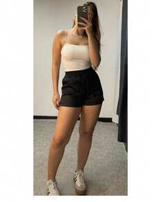 Short Feminino Alfaiataria com Elastico na cintura casual e elegante