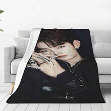 ZB1 Member, The Handsome Man Zhang Hao, Printed Flannel Blanket - Flannel Printed Throw, Shawl Blanket - 彩色 - 查看 1