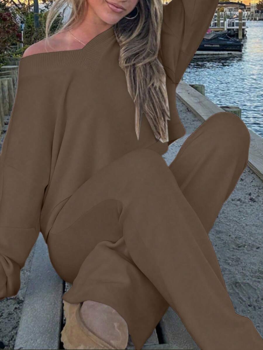 Women's Casual V-Neck Ribbed Sleeve Long Sleeve Top + Long Pants Set, Comfortable & Minimalist, Autumn/Winter - Brown - View 1