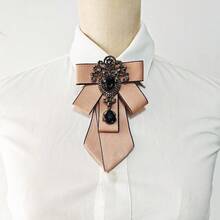 Nơ cài áo, trâm cài, cà vạt bướm và hoa cài áo thời trang cao cấp dành cho cả bé trai và bé gái. Có dây chun giúp dễ dàng đeo và tháo. Phù hợp cho chú rể và phù rể, phù hợp mặc trong các buổi tiệc và hộp đêm, cũng như để phối đồ hàng ngày. - nơ - Xem 20