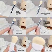 Conjunto de 6 pincéis de maquiagem para viagem, ideais para olhos, rosto e base. Mini pincéis cosméticos portáteis com cerdas macias de nylon e cabo de ABS. Essenciais para a volta às aulas.