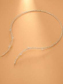 A New Rhinestone Choker, A Sophisticated Open Choker For Women, Perfect For A Stage Look, And A Versatile Accessory.