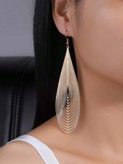 Hollow Out Water-Drop Earrings