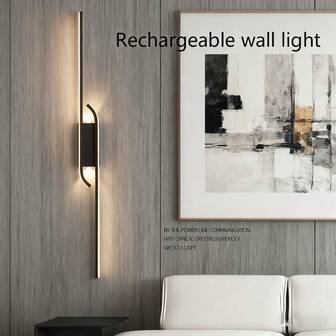 Moderne wiederaufladbare lineare Wandleuchte (1 Stück) 4000 mAh Schwarz/Weiß wiederaufladbare Wandleuchte 56 cm - stufenlose Dimmfunktion - rechteckiger Sockel - geeignet für Büros, Schlafzimmer, Wohnzimmer, Nachttische, Eingangsbereiche usw. 4 wiederaufladbare Wandleuchten