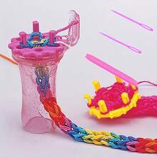 1 套 Wonder Knitter 纱线绕线机套件，带可互换双头旋转线制作器、拾线器、2 根塑料缝纫针、DIY 工艺羊毛编织针工具、手动双头组合可换头编织手链绕线机（带英文说明书）- 耐用塑料材质