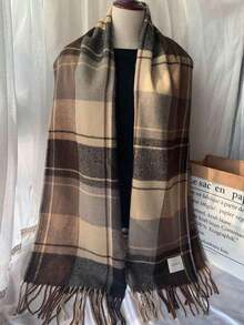 1pc Women's Fashion Korean Plaid Scarf – Thick Warm Winter Shawl With Soft Fringe Edges, Long Cozy Scarf For Autumn And Winter |   Unisex Couple Scarf For Men And Women, Ideal For Students, Daily Wear, And Outdoor Activities |    Oversized Checkered Pattern Adds A Modern Korean Streetwear Touch, Perfect For Layering With Coats, Jackets, And Sweaters |   Soft Touch Fabric Keeps You Warm And Comfortable In Cold Weather |   Great Gift For Couples, Friends, And Fashion Lovers During Christmas, Valentine's Day, Or Birthdays |   Stylish Blanket Shawl Design, Lightweight Yet Warm, Suitable For Commuting, Travel, And Casual Outfits |   Versatile Winter Accessory – Can Be Worn As A Scarf, Shawl, Or Wrap |   Korean-Style Plaid Scarf, Aesthetic Cozy Winter Fashion, Warm Long Tassel Scarf, Oversized Blanket Scarf, Street Style Neckwear For Autumn Winter Season, Couple Matching Scarf, Classic Checked Pattern Scarf For Women And Men. - Cà phê nâu - Xem 3