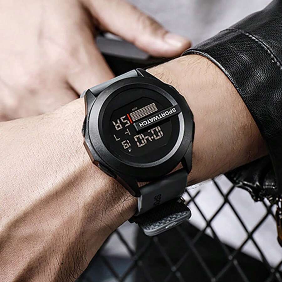 LED Digital Watch - Student Watch, Suitable For Middle School Teens, Outdoor Sports Digital Watch, Multi-Function, Luminous, Date, Day, Stopwatch, Alarm