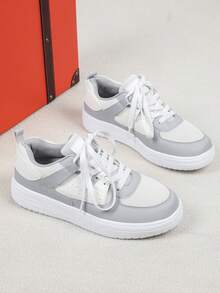 Simple & Fresh White Splicing Light Grey Mesh Combination Casual Skateboard Shoes, Breathable Flat Bottom Comfortable And Durable, Suitable For Travel, Holidays, Gifts, Breathable Round Toe Lace-Up Casual Shoes, Outdoor Hiking Shoes For Women - White Ash - View 4