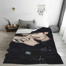 ZB1 Member, The Handsome Man Zhang Hao, Printed Flannel Blanket - Flannel Printed Throw, Shawl Blanket - 彩色 - 查看 2