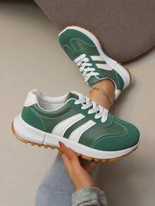 Chaussures de sport légères à lacets pour femmes, baskets décontractées en tissu patchwork, respirantes et à la mode, chaussures de randonnée polyvalentes et à la mode.