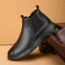 WANWEISI Bottes à enfiler pour hommes - Bottes cheville à bout rond noires avec panneaux latéraux élastiques, style casual et d'affaires, tige synthétique, convient pour toutes les saisons, chaussures casual | Design de bottes à la mode | Chaussures à panneau élastique, Bottes hautes marron confortables à enfiler pour hommes, avec bande élastique, semelle MD antidérapante, doublure en tissu respirant, convient pour le plein air, le travail et les tenues casual - Noir - Voir 8
