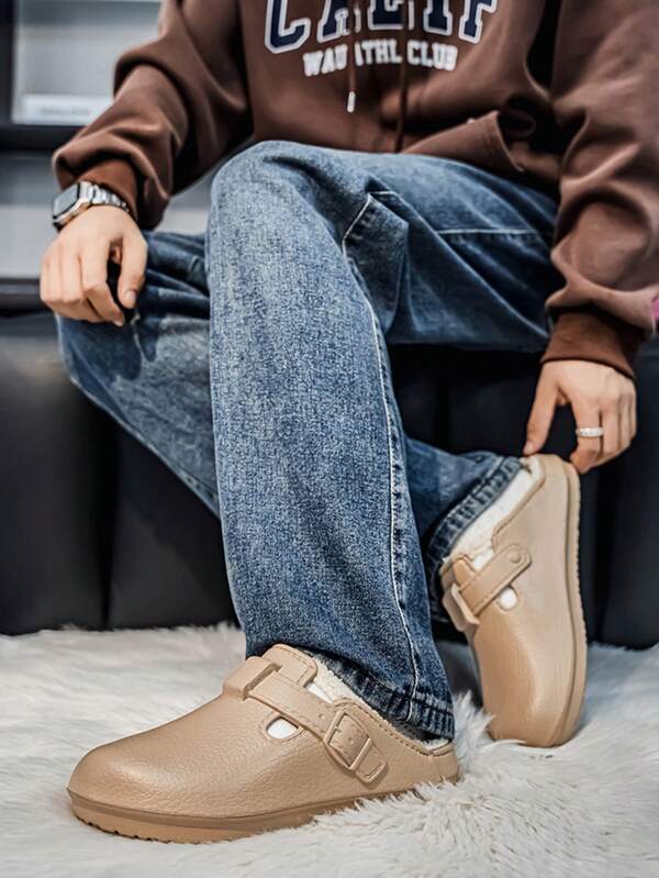 Sapatos de chef pretos com forro térmico, novos mocassins de inverno sem cadarço, sapatos masculinos quentes, grossos e respiráveis, chinelos masculinos antiderrapantes, duráveis, confortáveis e versáteis, mules para áreas externas com sola grossa de EVA, sapatos masculinos pretos plus size, mules grossos e impermeáveis sem cadarço