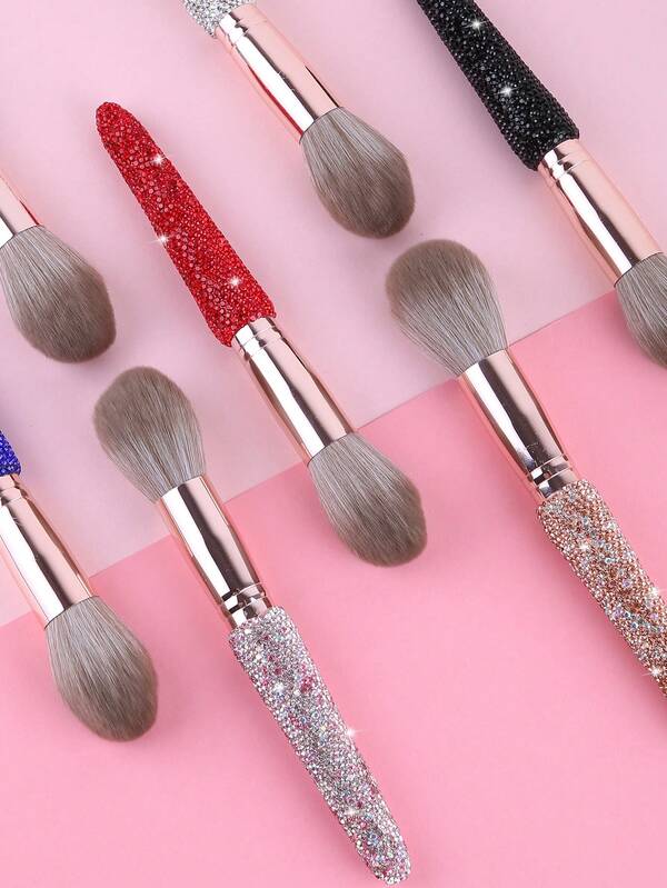 1pc Rhinestone Makeup Brush, Soft & Fluffy Powder/Blush Brush, Multi-Purpose Suitable For All Skin Types