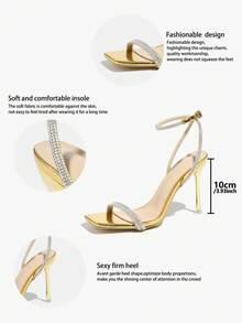 Sandales à talons hauts pour femme, une bride, entièrement ornées de strass, bout carré, fine boucle ornée de strass scintillants, talons aiguilles à la mode en plaqué or brillant, idéales pour le printemps/été, les soirées, les expositions d'art en plein air, la rue, les banquets haut de gamme, matériau en feuille de haute qualité, sandales à talons hauts dorées à la mode et élégantes.