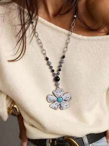 1 PC Retro Fashion Bohemian-Style Alloy Beaded Necklace With Floral Pattern, A Daily Wear Accessory For Ladies, An Exquisite Gift For Christmas, Couples And New Year.