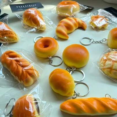 3/6 Cute Slow Stretch Bread Keychains - Cute Mini Food Theme Pendant, Soft Polyester, Perfect For Party Gifts And Gifts, Bread Keychains, Christmas Bag Charms Car Accessories Teacher Friend Sister Gift Ideas