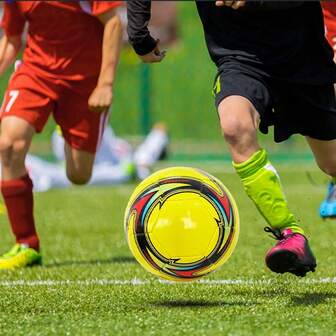 Balón de fútbol profesional de grado de partido - Tamaño estándar 5, PU con espuma de 4 mm para entrenamiento y juegos al aire libre, diseño de patrón de estrella azul, incluye alfiler de aire y red - Regalo perfecto para adultos y adolescentes, entrenamiento de fútbol al aire libre | Balón con patrón de estrella | Entrenamiento y competencia de fútbol resistente al desgaste para alta elasticidad, a prueba de explosiones, termobonding, resistencia a la abrasión