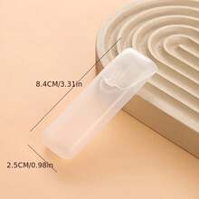 1个便携式牙签盒 - 防漏旅行药盒，带透明盖，小巧便携，EDC收纳盒，适用于口腔护理、牙签、牙线棒 - 耐用塑料盒，适合旅行、外出、居家、办公 - 节省空间设计，牙签分配器，家居收纳，时尚设计，安全闭合，适合经常旅行人士，方便随身携带，轻巧设计，坚固耐用，户外爱好者，牙签收纳盒，牙签分配器，厨房牙签盒