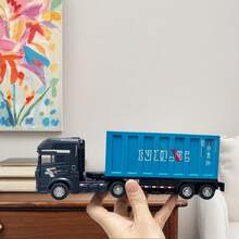 玩具，玩具车，儿童玩具车，儿童玩具车辆，卡车，卡车模型，惯性动力推拉，男孩游戏，男孩玩具，互动玩具，节日礼物，生日礼物，圣诞节，万圣节，拖车，集装箱卡车，运输车辆