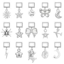 Pulseira modular DIY com pingente, decorada com elementos de coração, borboleta, lua e flor. Ideal como presente para amigos/casais, perfeita para Natal, Ano Novo, Halloween e Dia dos Namorados. Design encantador, joia em aço inoxidável, produto local, prático e moderno. Essencial para o Natal e o Halloween. Tom de cor outonal suave. - M293403 - Ver 1