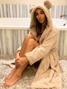 1pc Women Winter Warm Night Robe, Double-Sided Plush Cute Animal Ears Hooded Nightgown Long Sleeve Lace-Up Bath Robes, Contemporary Style, Machine Washable, Fleece Hoodie For Men And Women,Comfortable Flannel, A Must-Have For Halloween And Christmas, Nightgown, Warm And Cold-Proof,Flannel Warm Design, A Must-Have Warm Suit For Autumn And Winter Pajamas Back To School