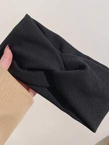 1PC Women's Thick Winter Headband - Soft Solid Color Hair Accessory, Elegant Bohemian Style Loose Headband, Suitable For Cold Weather Thanksgiving, And Holiday Gifts Multi Functional Headband, Winter Headband, Women's Winter Warm Headband, Soft Headband, Elastic Headband, Women's Elastic Headband (Due To Lighting Reasons, There May Be Some Color Difference In Photos Taken) Women Bandana Winter Head Wrap Warm Women Scarf Women Hair Accessories Elegant Hair Band