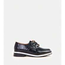Black Embossed Square-Toe Loafers Kerawa - Black - View 7