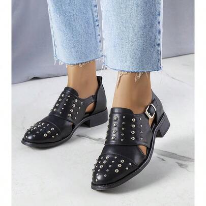 Fashionable Commuter Studded Decor Hollow Out Chunky Heel Pumps