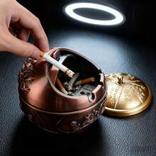 Integrated Retro Ashtray With Lid, Prevents Odor, Space-Saving, Easy To Clean, Retro Metal Decoration, Personalized Outdoor And Indoor Ashtray, Can Be Used Indoor And Outdoor, Suitable Home Bars,, Home Bar Decoration, Accessories, Fashion Accessories, Retro Ashtray, High-Quality Metal, Metal Ashtray, Space-Saving Tray, Decorative Ashtray, Smoker, Outdoor Enthusiasts - 青銅玫瑰 - 查看 1