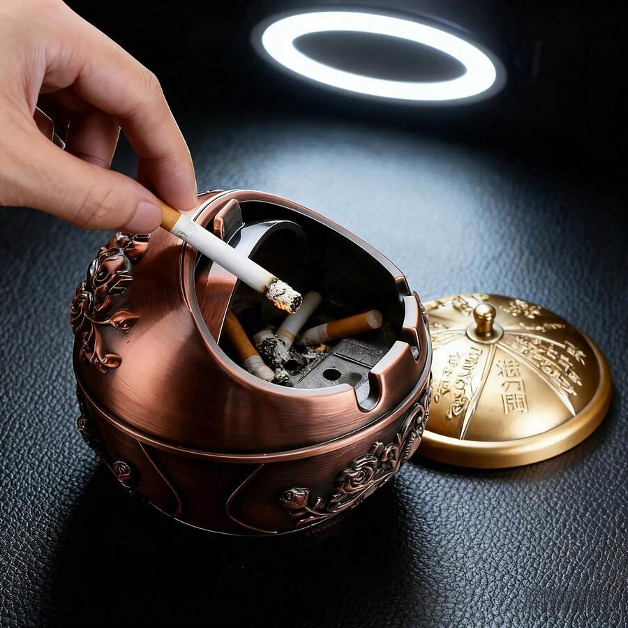 Integrated Retro Ashtray With Lid, Prevents Odor, Space-Saving, Easy To Clean, Retro Metal Decoration, Personalized Outdoor And Indoor Ashtray, Can Be Used Indoor And Outdoor, Suitable Home Bars,, Home Bar Decoration, Accessories, Fashion Accessories, Retro Ashtray, High-Quality Metal, Metal Ashtray, Space-Saving Tray, Decorative Ashtray, Smoker, Outdoor Enthusiasts - 青銅玫瑰 - 查看 1