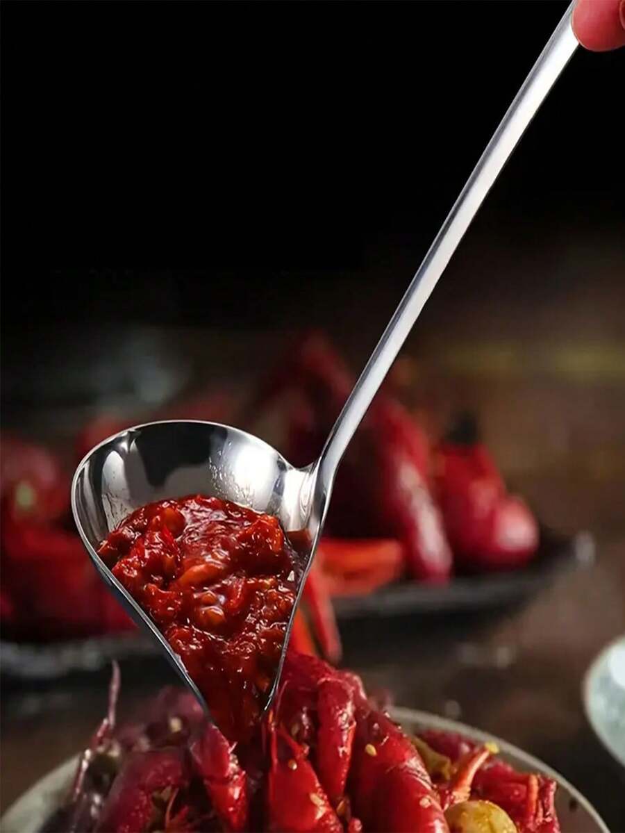 1/2个不锈钢酱汁勺，斜口勺，鸭嘴勺，淋酱勺，餐厅淋酱勺，蒜蓉酱勺