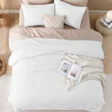 Oversized King Comforter 120''x98'', 3 Pieces Khaki Soft Boho Bedding Set, Farmhouse Tufted Fluffy Shabby Chic Bed Set For All Seasons (1 Comforter, 2 Pillowcases) With Modern Boho Style - 02 - Trắng - Xem 7