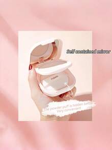 NOVO 防水、控油、持久哑光羽毛缎面奢华粉饼，不会结块，遮盖瑕疵，细致毛孔