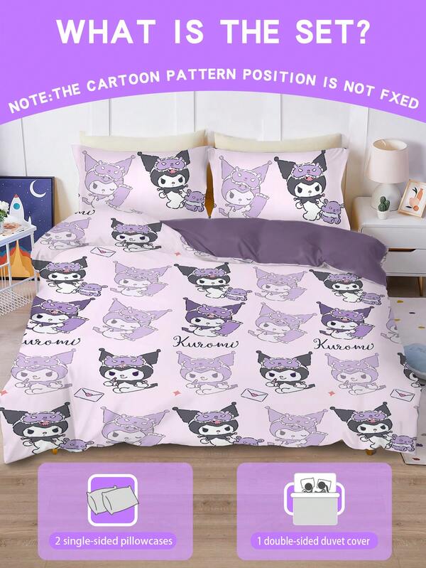 Sanrio 3 PIEZAS Juego de ropa de cama con tema refinado de Kuromi de doble cara (1 funda de edredón + 2 fundas de almohada de una sola cara) (sin relleno) Juego de ropa de cama con estampado de dibujos animados lindo Tamaño Queen Juego de funda de edredón para adolescentes y estudiantes 100% poliéster Patrón de Kuromi en color morado claro con forro en morado oscuro, estilo fresco y lindo